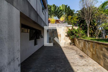 Casa de condomínio à venda com 651m², 4 quartos e 6 vagasGaragem