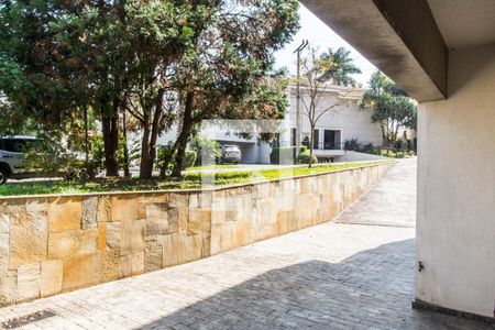 Casa de condomínio à venda com 651m², 4 quartos e 6 vagasCorredor