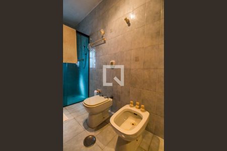 Casa de condomínio à venda com 651m², 4 quartos e 6 vagasBanheiro da Suíte 2