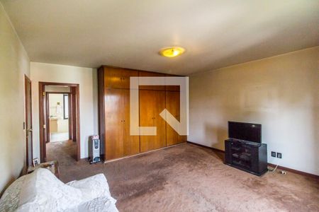 Casa de condomínio à venda com 651m², 4 quartos e 6 vagasSuíte master