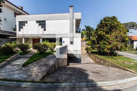Casa de condomínio à venda com 651m², 4 quartos e 6 vagasVista da Rua