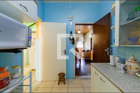 Casa à venda com 230m², 3 quartos e 4 vagas Casa à venda com 230m², 3 quartos e 4 vagasCozinha