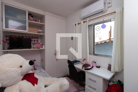 Casa à venda com 240m², 4 quartos e 5 vagas Casa à venda com 240m², 4 quartos e 5 vagasQuarto 2