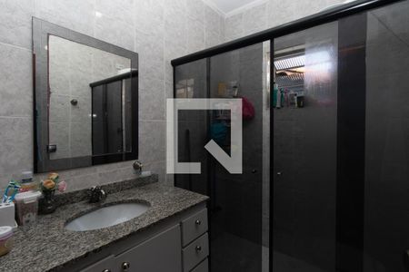 Casa à venda com 240m², 4 quartos e 5 vagas Casa à venda com 240m², 4 quartos e 5 vagasBanheiro da Suíte