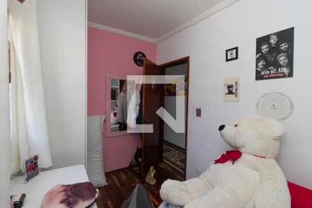 Casa à venda com 240m², 4 quartos e 5 vagas Casa à venda com 240m², 4 quartos e 5 vagasQuarto 2