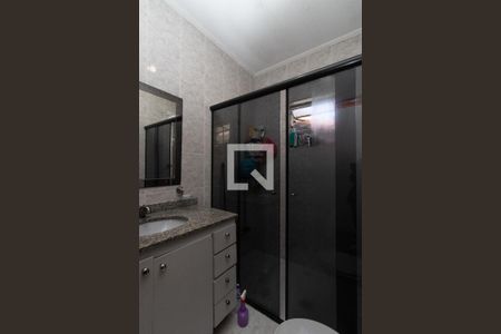 Casa à venda com 240m², 4 quartos e 5 vagas Casa à venda com 240m², 4 quartos e 5 vagasBanheiro da Suíte