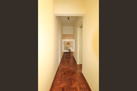 Casa à venda com 367m², 2 quartos e 2 vagasCorredor