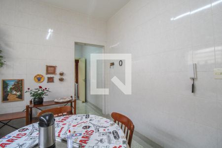 Casa à venda com 367m², 2 quartos e 2 vagasCozinha