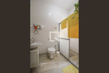 Casa à venda com 367m², 2 quartos e 2 vagasBanheiro quarto 2