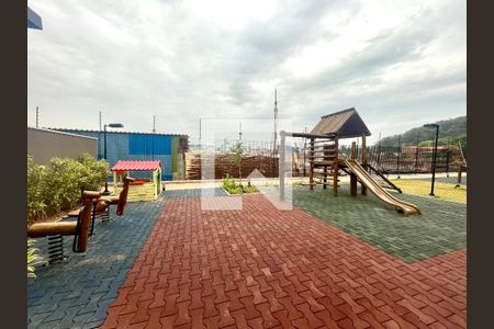 Apartamento para alugar com 54m², 2 quartos e 1 vaga Apartamento para alugar com 54m², 2 quartos e 1 vagaÁrea comum - Playground 2