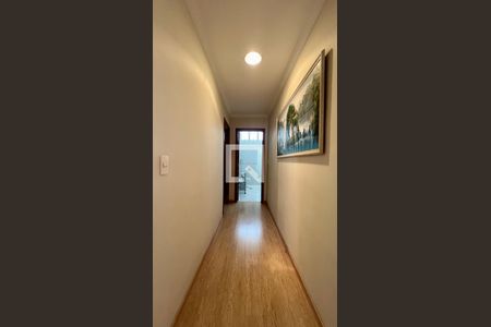 Apartamento à venda com 201m², 3 quartos e 2 vagasCorredor