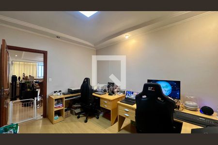 Apartamento à venda com 201m², 3 quartos e 2 vagasEscritório