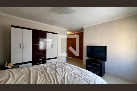 Apartamento à venda com 201m², 3 quartos e 2 vagasSuíte