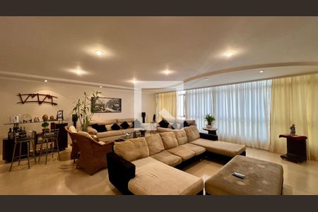 Apartamento à venda com 201m², 3 quartos e 2 vagasSala