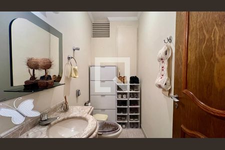 Apartamento à venda com 201m², 3 quartos e 2 vagasLavabo