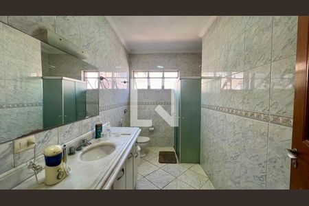 Apartamento à venda com 201m², 3 quartos e 2 vagasBanheiro da Suíte