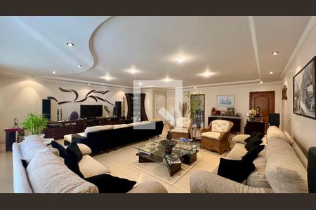 Apartamento à venda com 201m², 3 quartos e 2 vagasSala