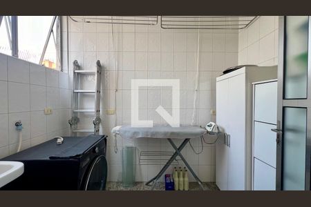 Apartamento à venda com 201m², 3 quartos e 2 vagasÁrea de Serviço