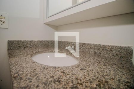 Apartamento à venda com 76m², 3 quartos e 1 vagaBanheiro da Suíte