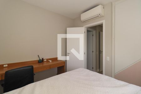 Quarto de apartamento à venda com 2 quartos, 84m² em Pinheiros, São Paulo