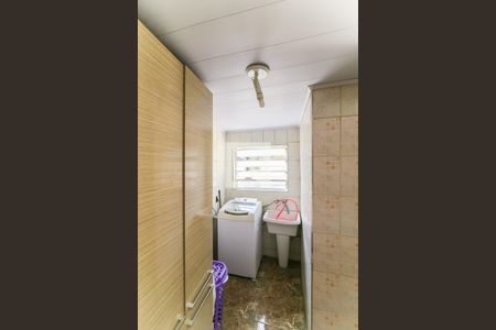 Casa à venda com 130m², 2 quartos e 2 vagasÁrea de Serviço