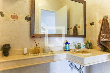 Casa à venda com 130m², 2 quartos e 2 vagasLavabo 2