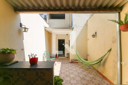 Casa à venda com 130m², 2 quartos e 2 vagasQuintal