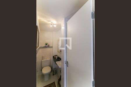 Casa à venda com 130m², 2 quartos e 2 vagasLavabo