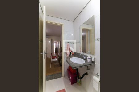 Casa à venda com 130m², 2 quartos e 2 vagasBanheiro do Quarto 2