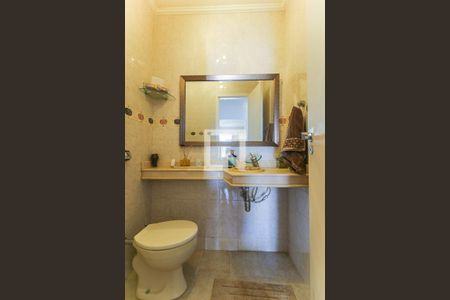 Casa à venda com 130m², 2 quartos e 2 vagasLavabo 2