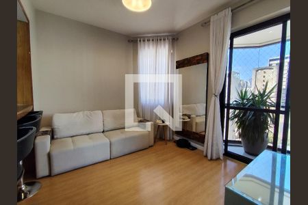 Sala de apartamento para alugar com 1 quarto, 54m² em Funcionários, Belo Horizonte