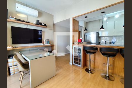 Sala de apartamento para alugar com 1 quarto, 54m² em Funcionários, Belo Horizonte