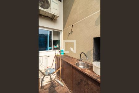 Apartamento à venda com 61m², 1 quarto e 2 vagasSacada Sala