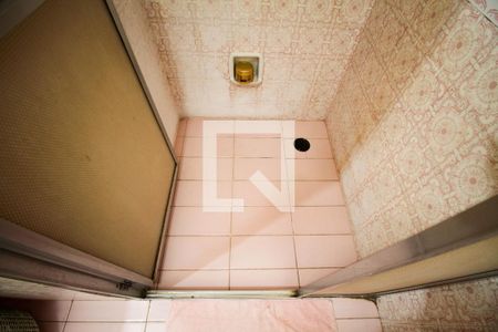 Casa à venda com 300m², 5 quartos e 4 vagas Casa à venda com 300m², 5 quartos e 4 vagasBanheiro Social 1