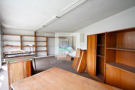 Casa à venda com 300m², 5 quartos e 4 vagas Casa à venda com 300m², 5 quartos e 4 vagasQuarto de Serviço 3