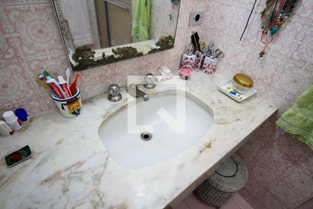 Casa à venda com 300m², 5 quartos e 4 vagas Casa à venda com 300m², 5 quartos e 4 vagasBanheiro Social 1