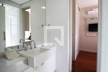 Apartamento para alugar com 96m², 3 quartos e 2 vagasBanheiro 2