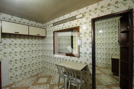 Casa à venda com 410m², 4 quartos e 5 vagasCozinha