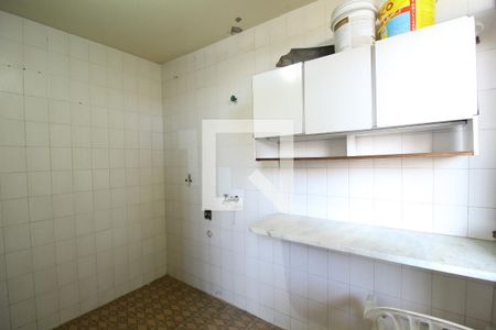Casa à venda com 410m², 4 quartos e 5 vagasÁrea de serviço