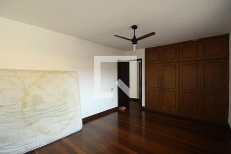 Casa à venda com 410m², 4 quartos e 5 vagasQuarto 1