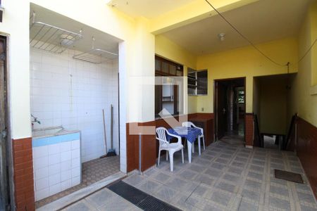 Casa à venda com 410m², 4 quartos e 5 vagasÁrea de serviço