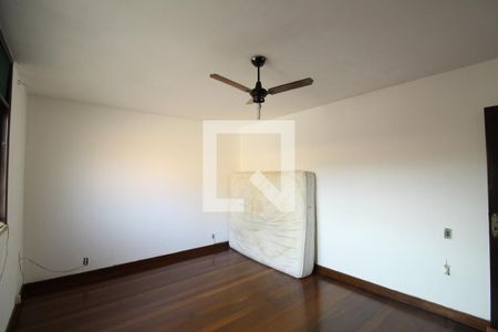 Casa à venda com 410m², 4 quartos e 5 vagasQuarto 1