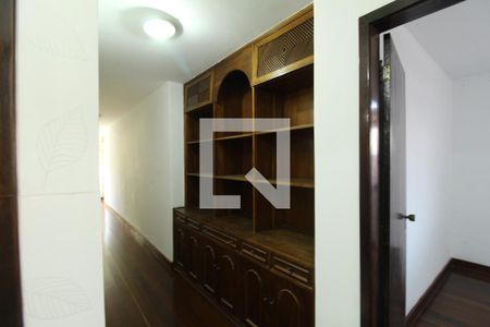 Corredor de casa à venda com 4 quartos, 410m² em Pechincha, Rio de Janeiro