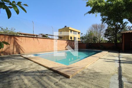 Casa à venda com 410m², 4 quartos e 5 vagasQuintal - Piscina