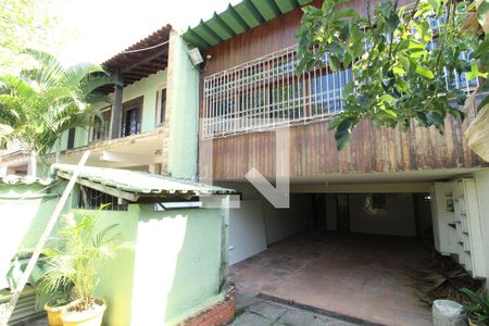 Casa à venda com 410m², 4 quartos e 5 vagasGaragem/canil