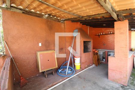 Casa à venda com 410m², 4 quartos e 5 vagasQuintal - Churrasqueira