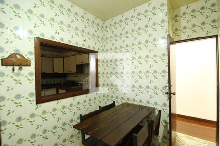 Casa à venda com 410m², 4 quartos e 5 vagasCozinha
