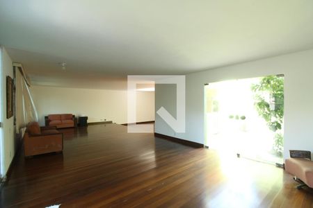 Sala de casa à venda com 4 quartos, 410m² em Pechincha, Rio de Janeiro