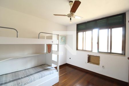 Casa à venda com 410m², 4 quartos e 5 vagasQuarto 2