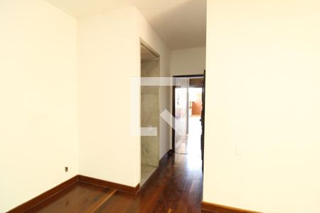 Sala de casa à venda com 4 quartos, 410m² em Pechincha, Rio de Janeiro